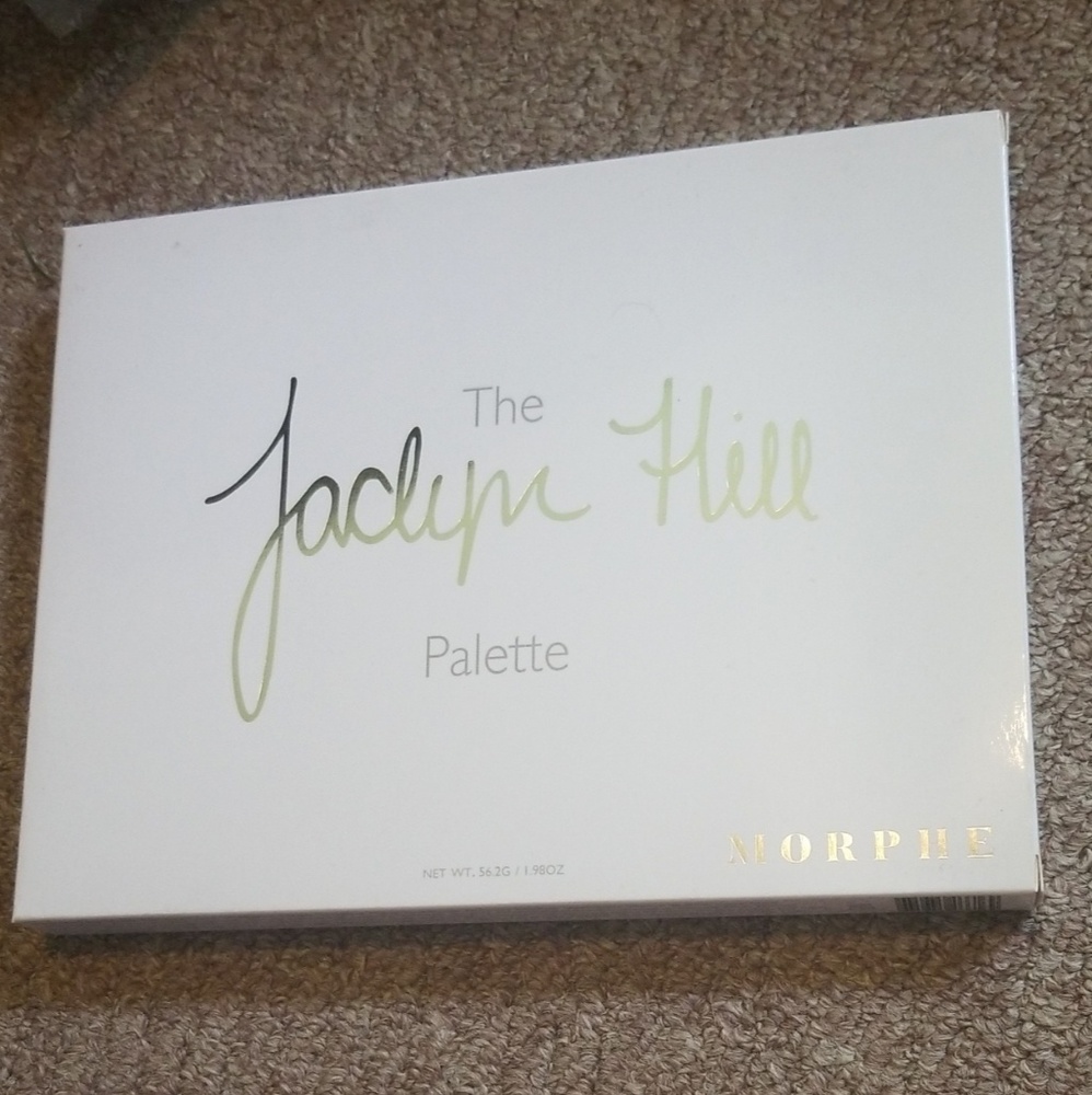 Jaclyn hill and Dare to Create Morphe pallete